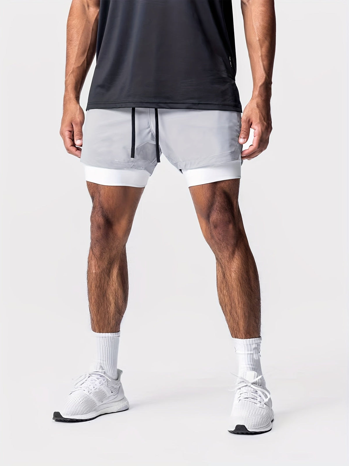 Men's 2-in-1 gym shorts with compression liner and zip pocket