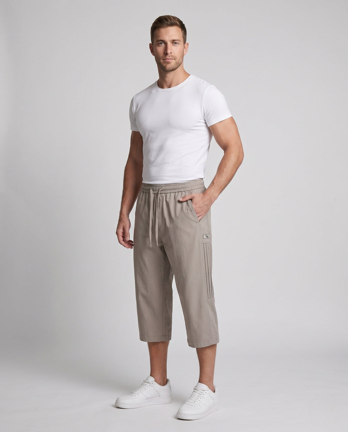 Men's cotton-blend casual shorts with side pockets