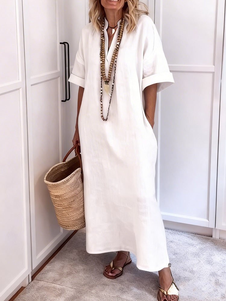 Linen-look V-neck maxi dress – detail view