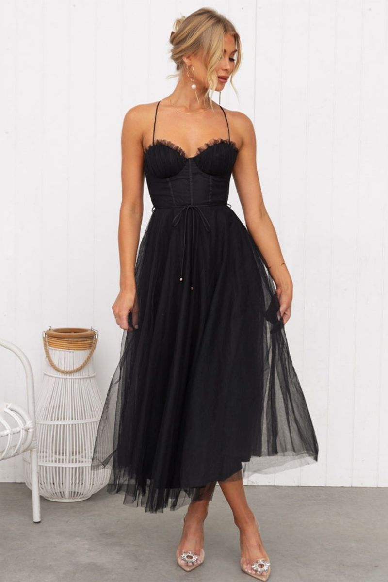 Women's sweetheart neckline midi dress with short sleeves – view 3