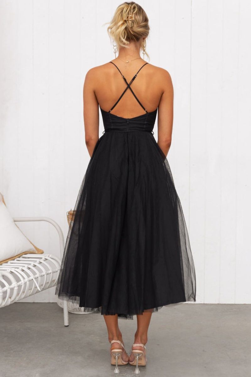 Women's sweetheart neckline midi dress with short sleeves – view 4